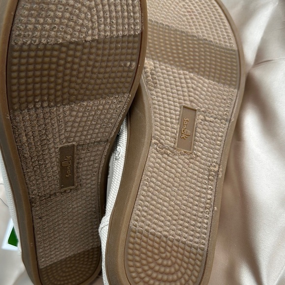 Sanuk Cream Slip-On Loafers with Textured Fabric main image 5